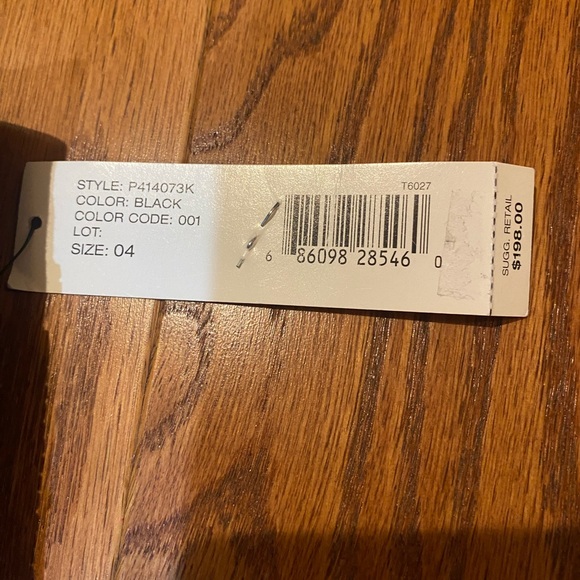 Black DKNY “tuxedo” pants, size 4 - Picture 5 of 9